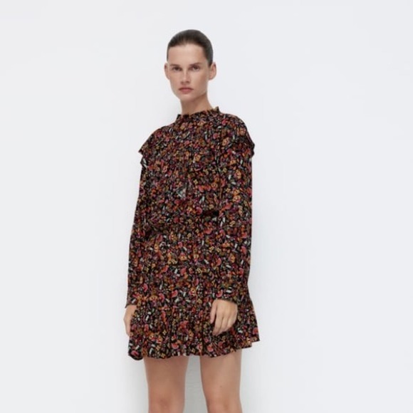 Zara floral ruffled dress - Picture 2 of 10